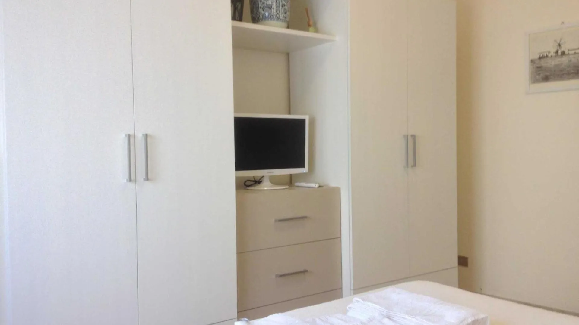 Apartment Torre Venza - Drei-Zimmer-Wohnung Il Baglietto Valderice Italy